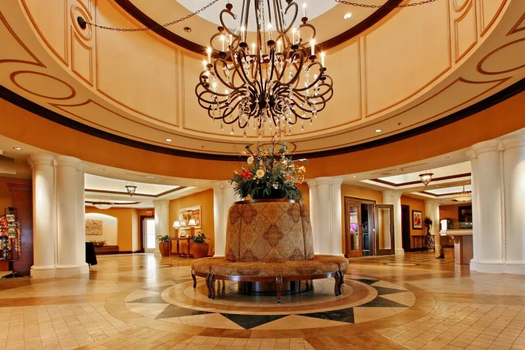Lobby-Orbitz-Hi-min