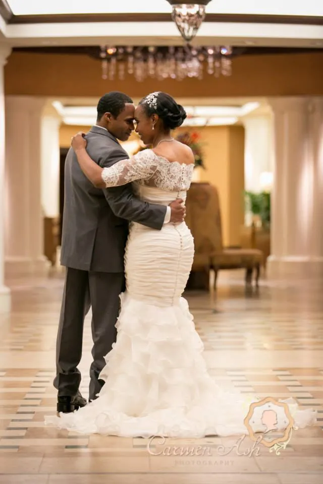 Lobby-Vertical-Carmen Ash credit-Lo-min