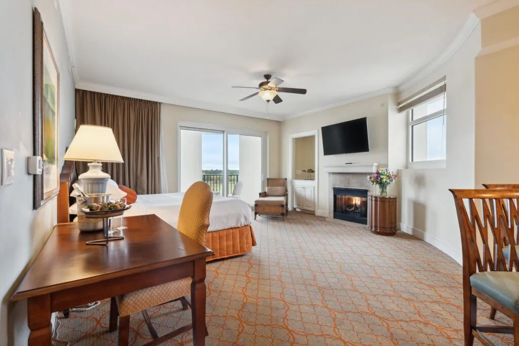 Studio Deluxe + View-min