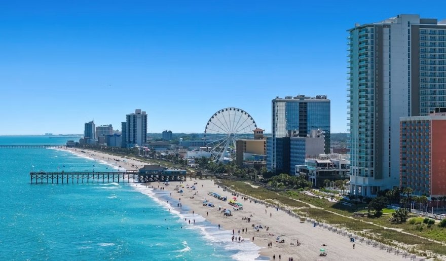 Myrtle Beach coastline and SkyWheel on a clear October day near Marina Inn at Grande Dunes